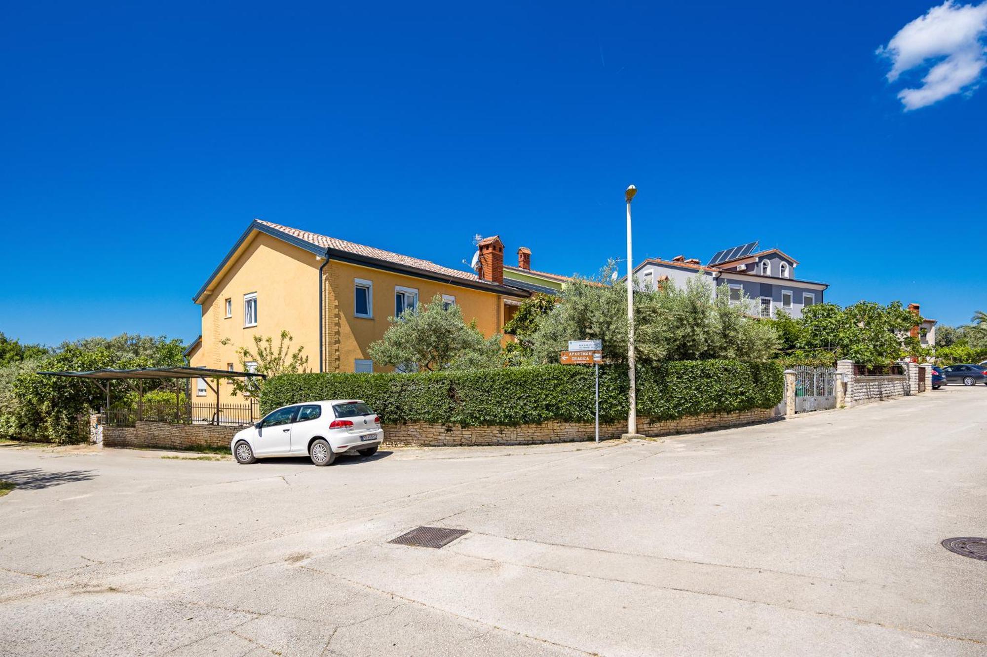 Apartment Nenad - Amazing Sea View ! Only 500 Meters From The Beach ! Fažana Extérieur photo